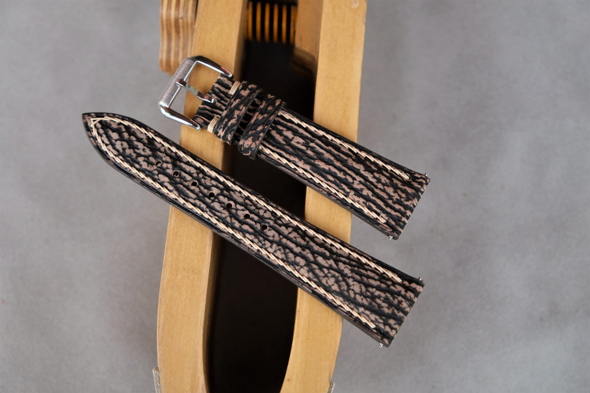 gray brown shark leather watch strap – photo 2