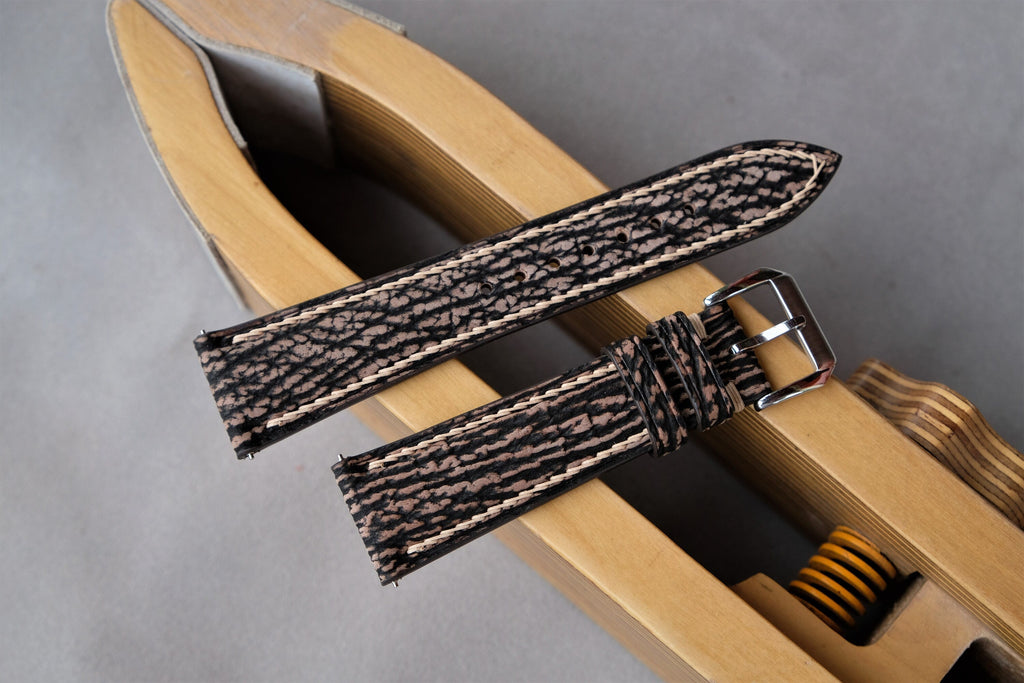 gray brown shark leather watch strap – photo 3