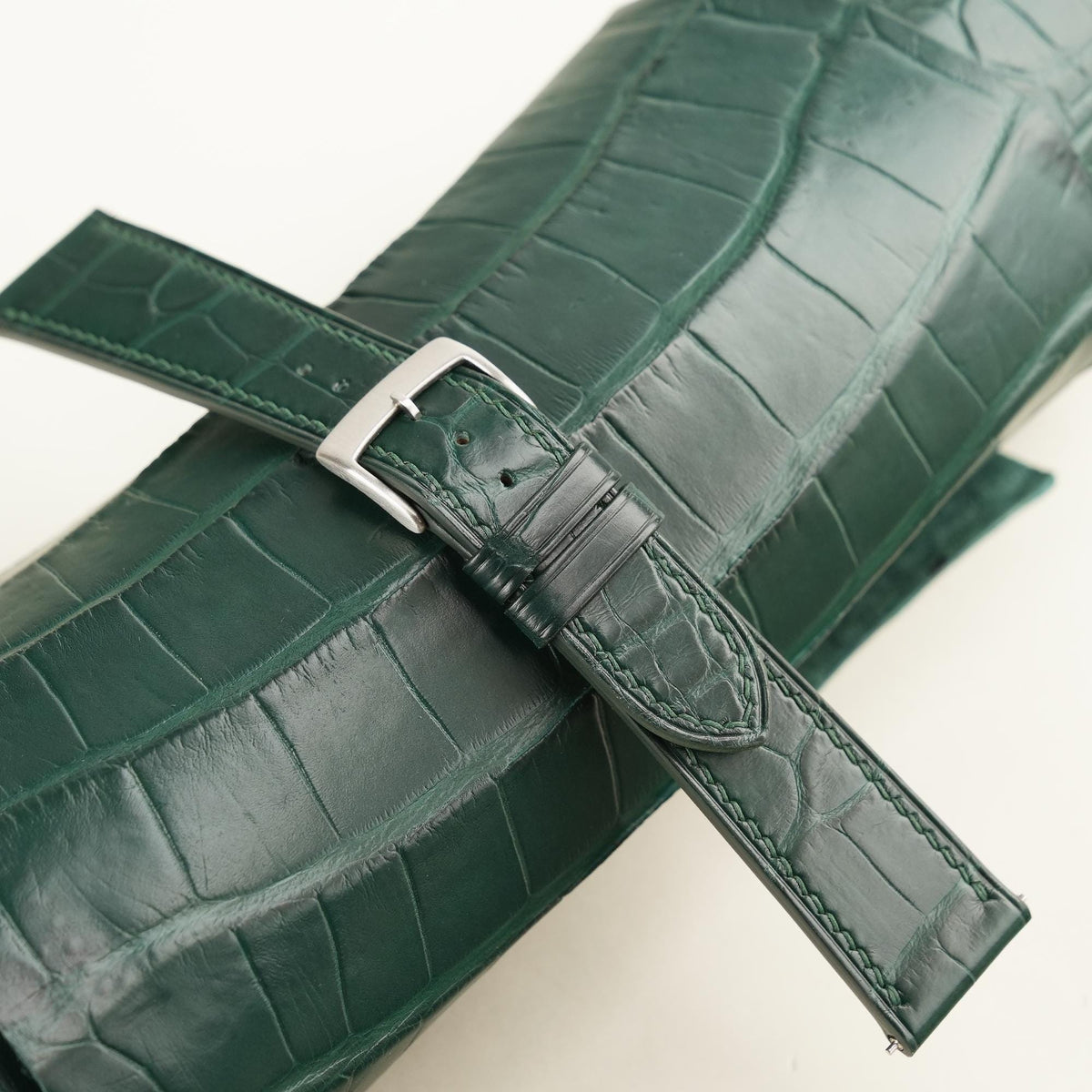 emerald green alligator leather watch strap – photo 3