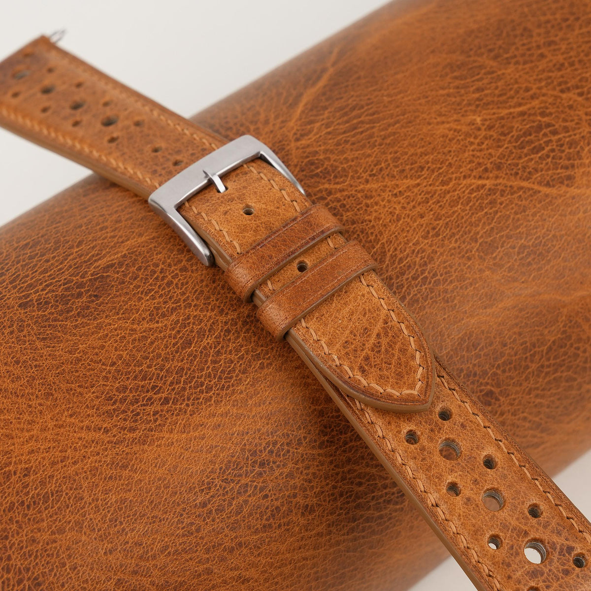 golden brown waxed leather watch strap – photo 3