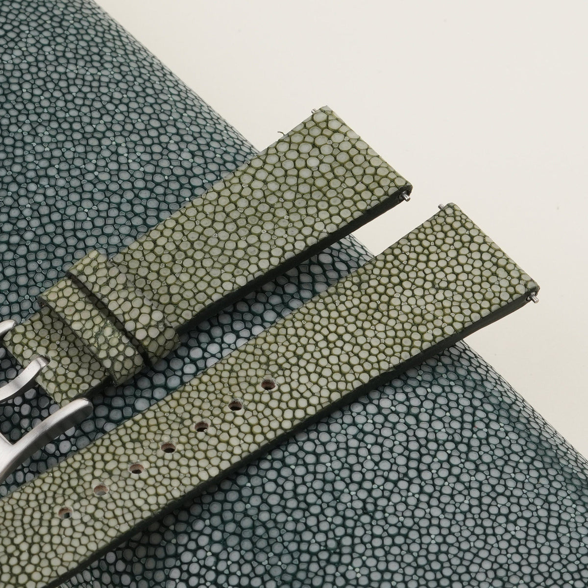 moss green stingray leather watch strap – photo 4