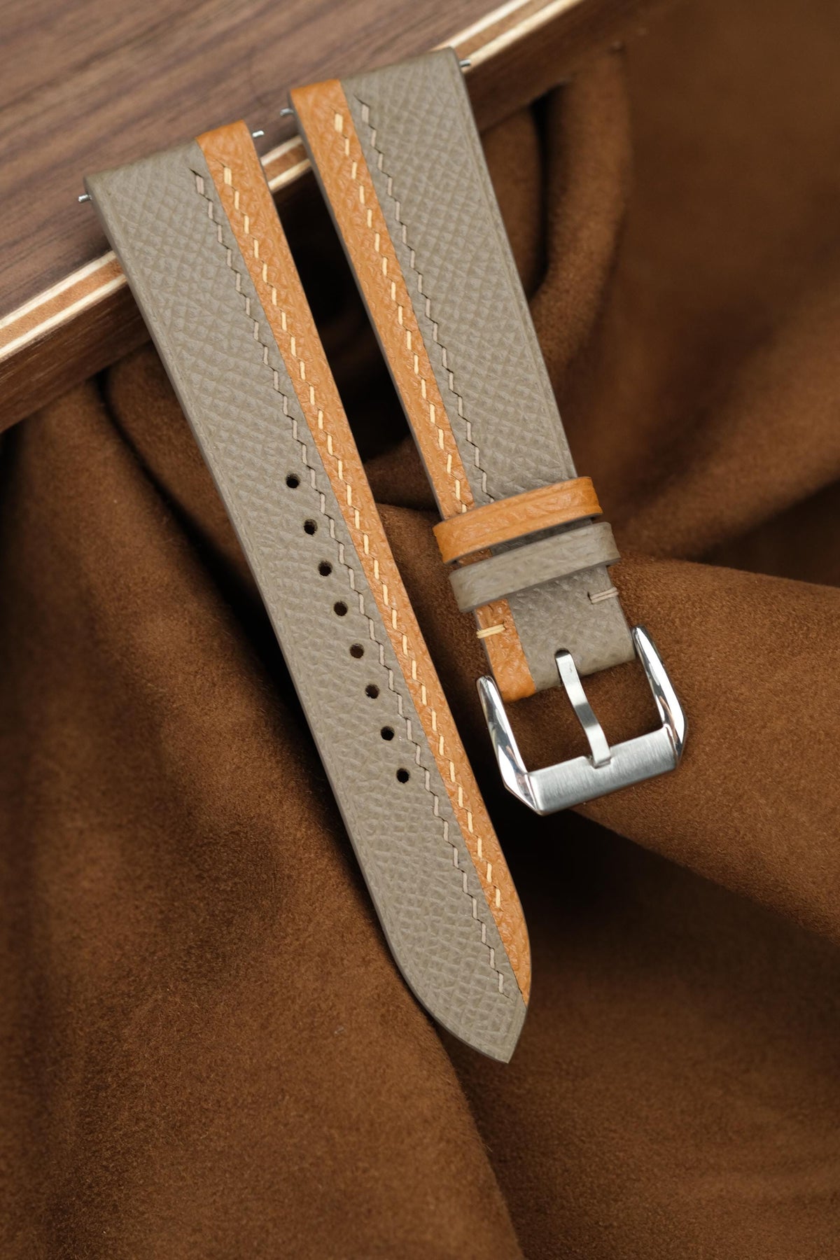 etoupe & gold epsom leather watch strap – photo 4