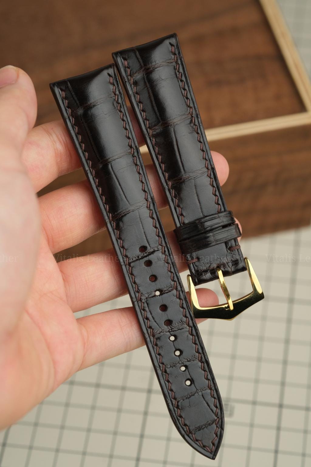 dark brown & chocolate alligator leather watch strap – photo 5