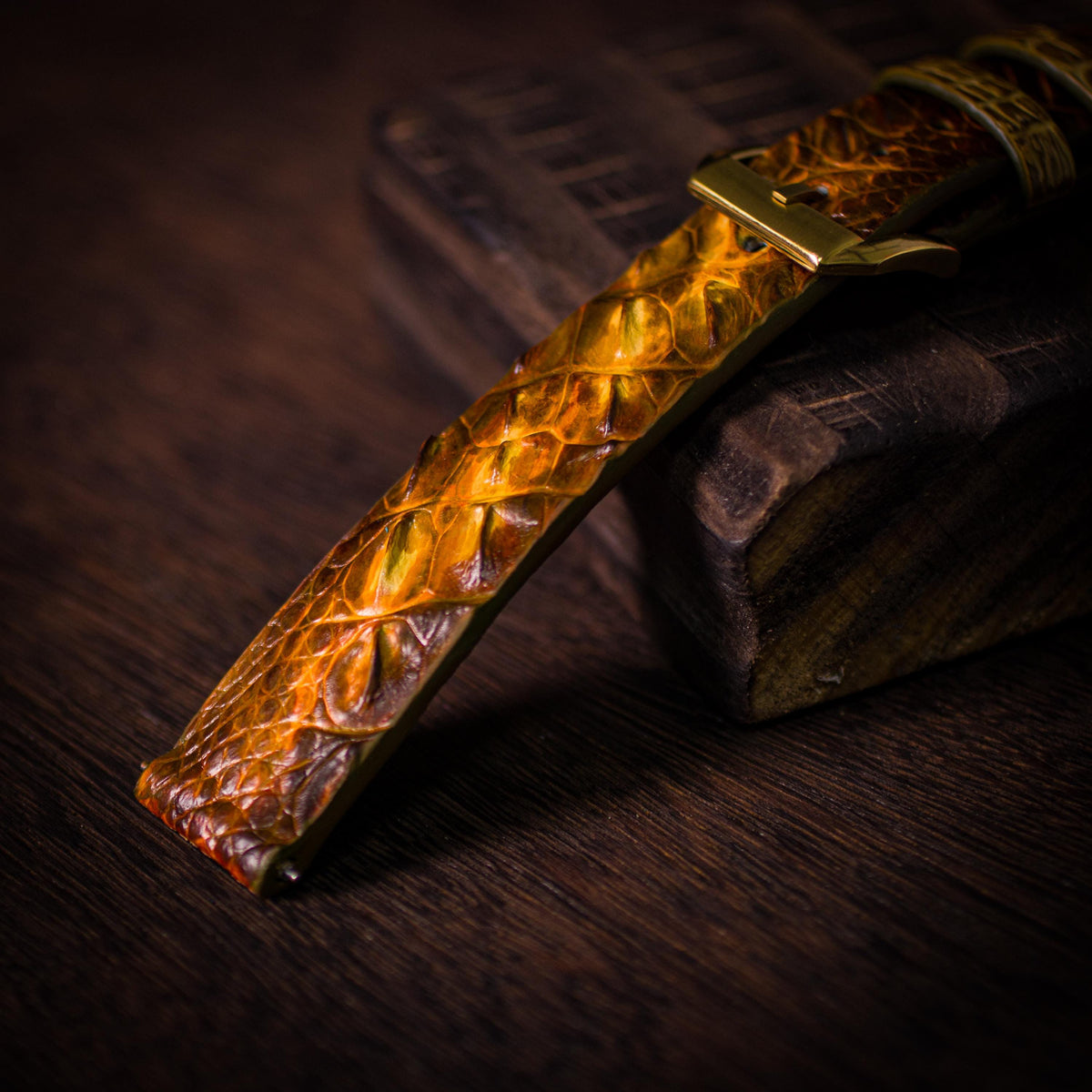 patina gold alligator leather watch strap – photo 5