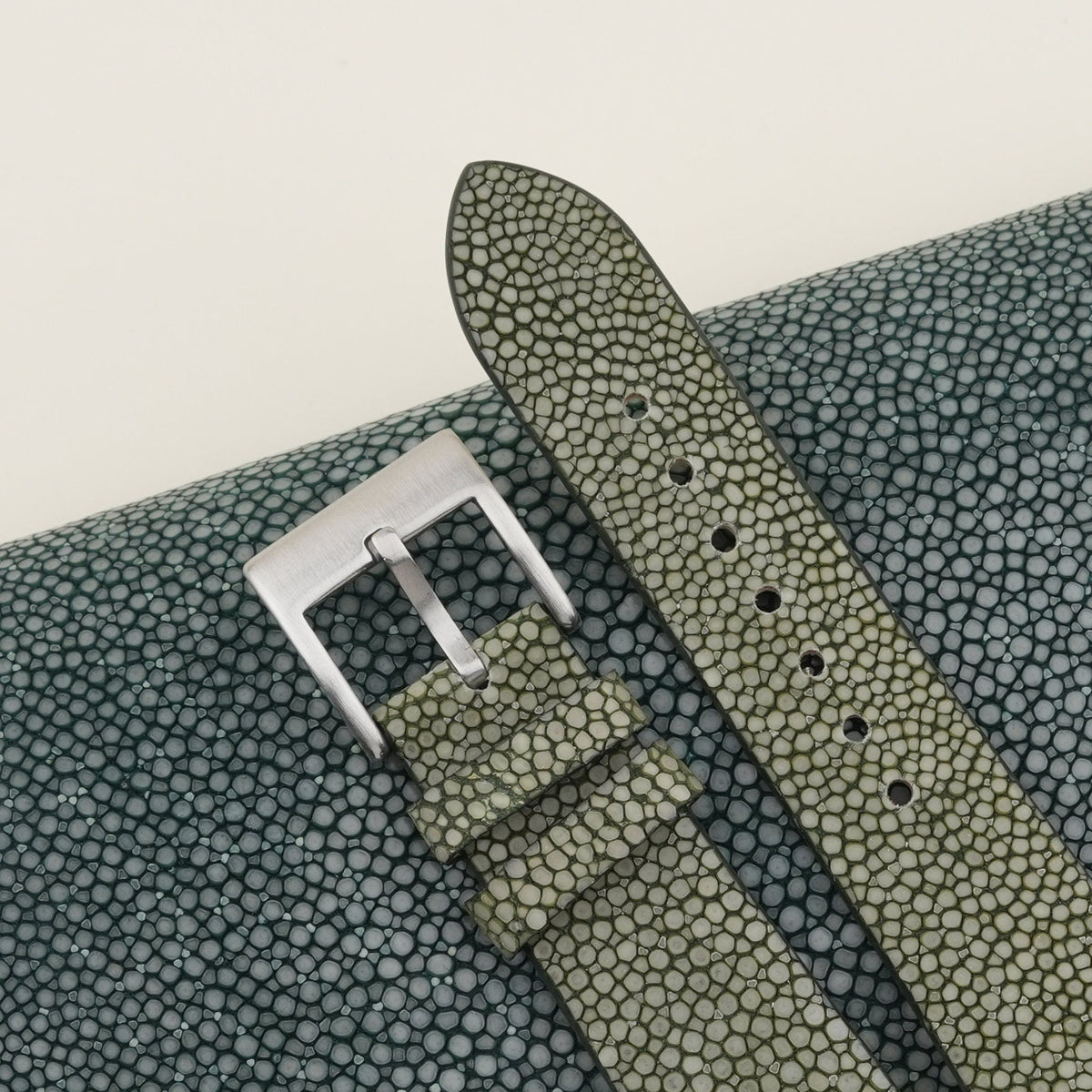 moss green stingray leather watch strap – photo 7